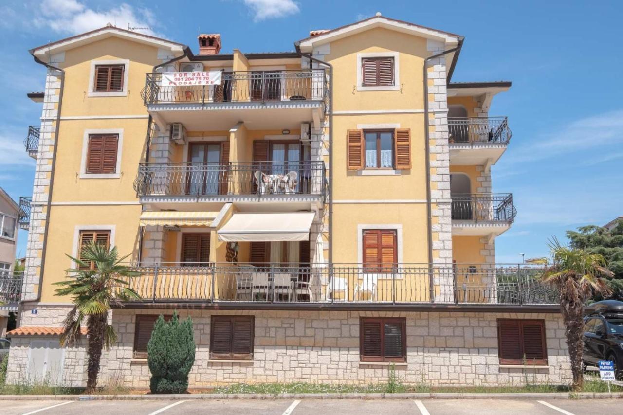 Anita Apartment Пореч Екстериор снимка